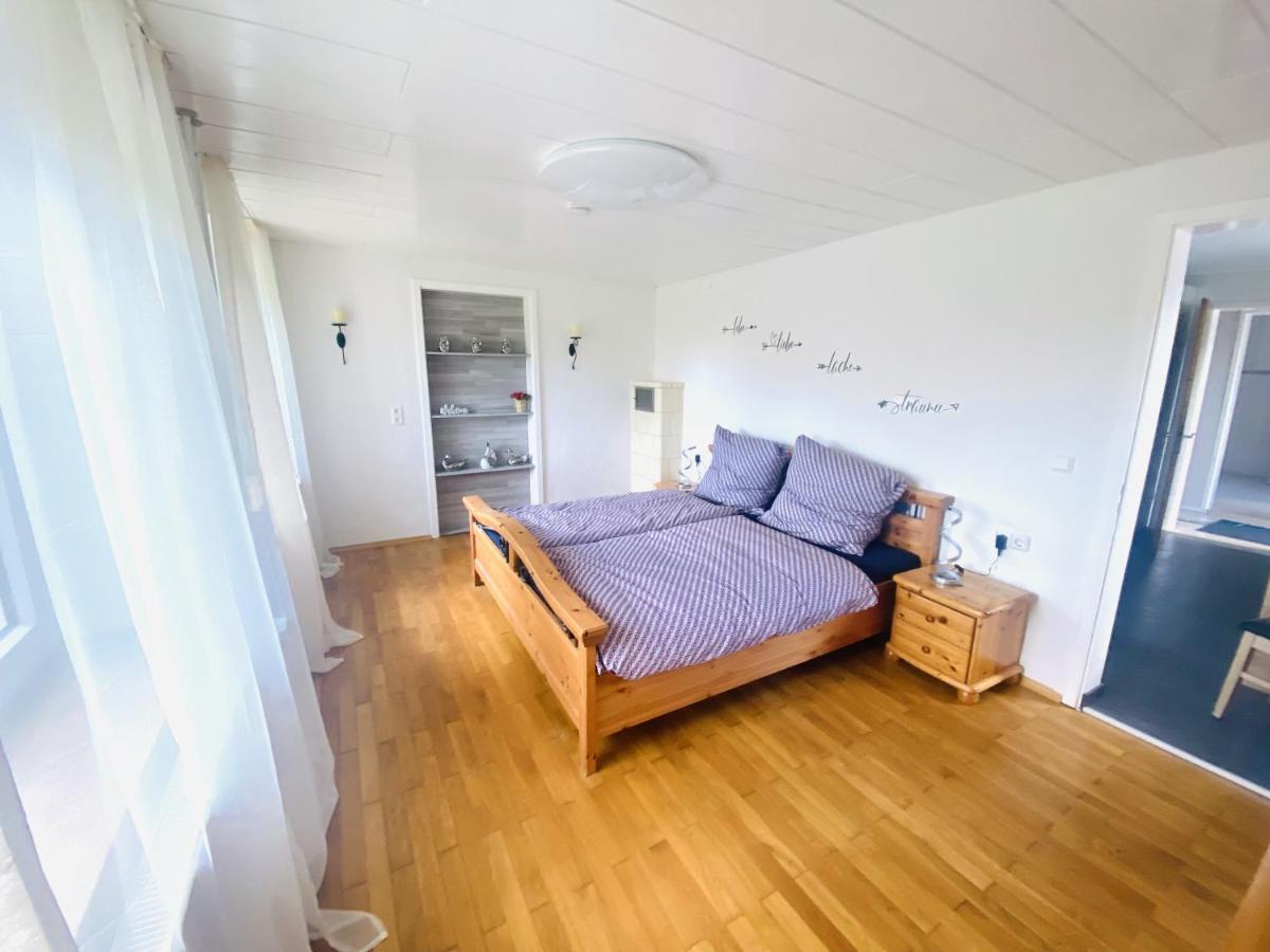 Ferienwohnung Ellenweiler Bis 15 P Friedrichshafen Exterior photo